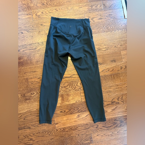 Wunder Under SmoothCover Tight with Pockets 25" - Picture 2 of 4